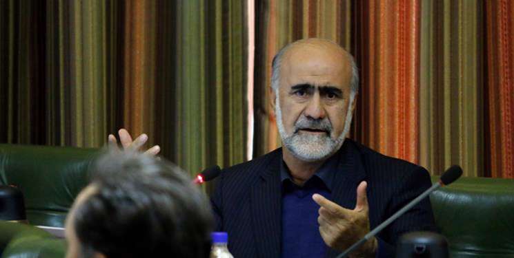 واعظی باعث نشود جریانهای سیاسی از دولت عقبنشینی کنند واعظی باعث نشود جریانهای سیاسی از دولت عقبنشینی کنند