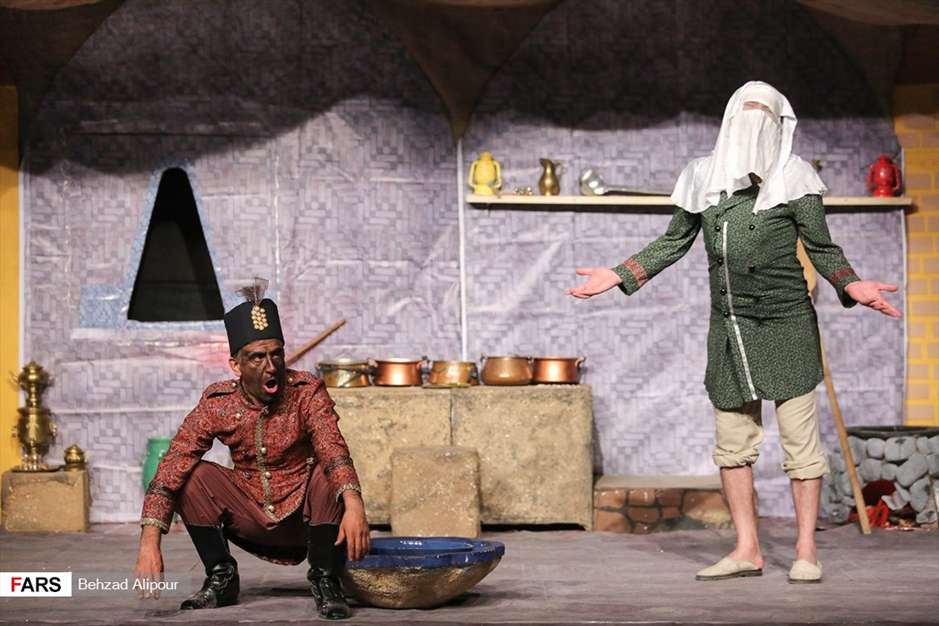 نمایش «قهوه قجری» در همدان
