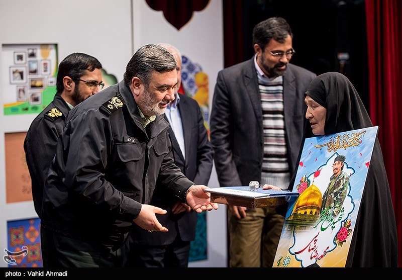 تجلیل خادمان فرهنگی هنری اربعین