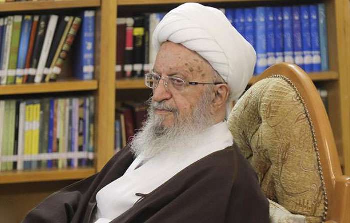 گروهی باید به بررسی مطالب کتب حوزوی و دانشگاهی بپردازند؛ فضای مجازی برخی از افراد کم مایه را صاحب تریبون کرده است گروهی باید به بررسی مطالب کتب حوزوی و دانشگاهی بپردازند؛ فضای مجازی برخی از افراد کم مایه را صاحب تریبون کرده است