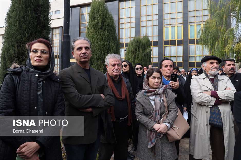 تشییع پیکر حسین محب‌اهری