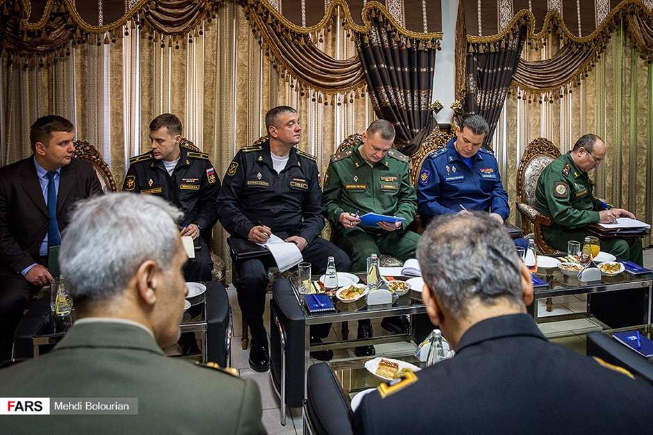 دیدارمعاون ستادکل نیروهای مسلح روسیه با فرمانده نیروی دریایی