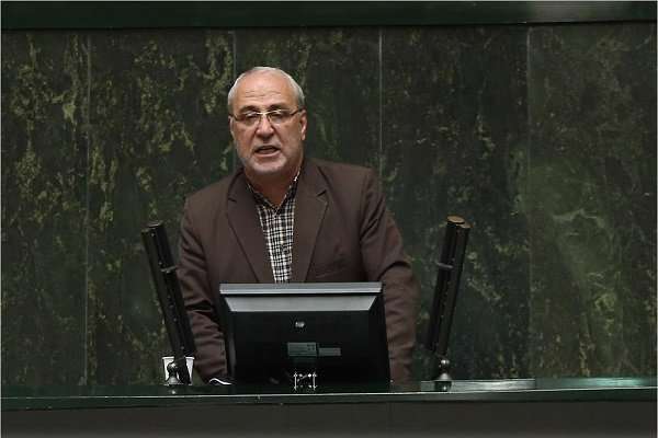 افراد کم بضاعت، منتظر بسته حمایتی ۲۰۰ هزار تومانی افراد کم بضاعت، منتظر بسته حمایتی ۲۰۰ هزار تومانی
