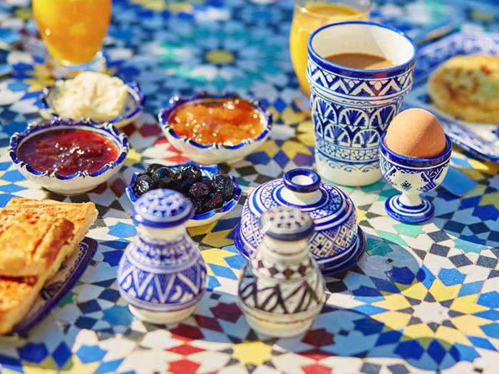 چه زمانی باید صبحانه بخوریم؟ چه زمانی باید صبحانه بخوریم؟