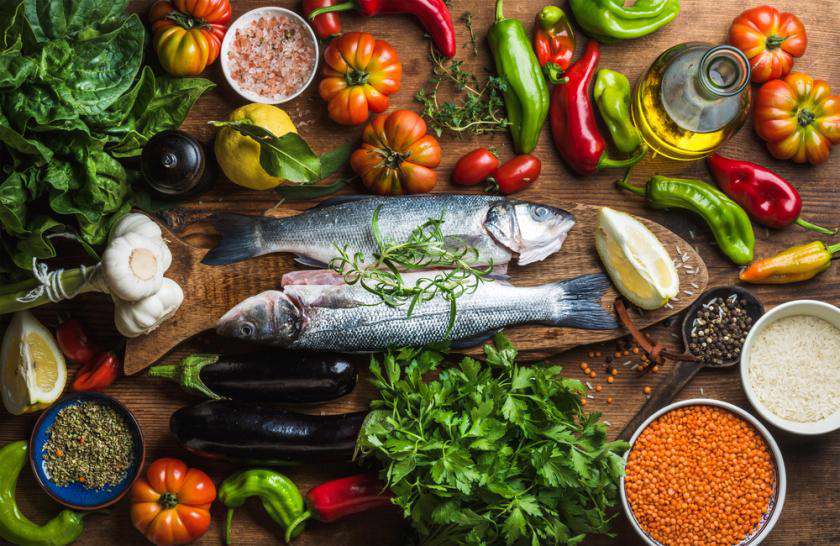 با این مواد غذایی مغزتان دیرتر پیر میشود با این مواد غذایی مغزتان دیرتر پیر میشود