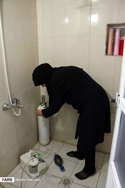 پرستارِ مونا