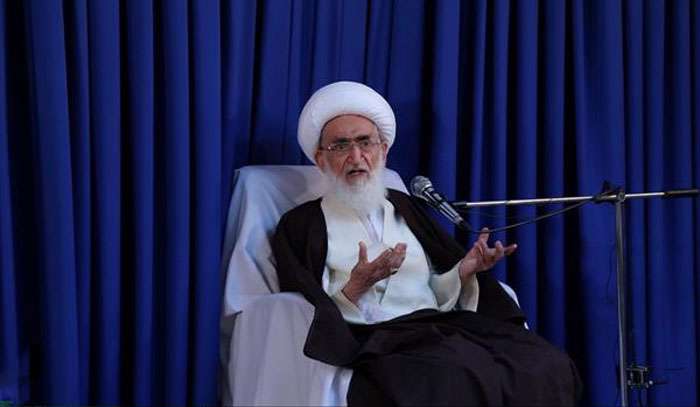 تقدیر حضرت آیت الله نوری همدانی از حضور امروز مردم در گرامیداشت حماسه نهم دی تقدیر حضرت آیت الله نوری همدانی از حضور امروز مردم در گرامیداشت حماسه نهم دی