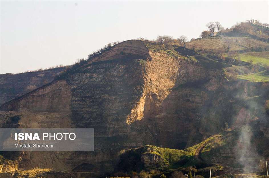 تپه‌هایی که بلعیده می‌شوند