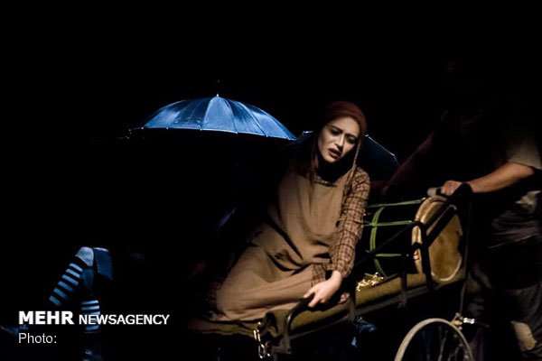 اقتباسی وفادارانه از «فاندو و لیز» اقتباسی وفادارانه از «فاندو و لیز»