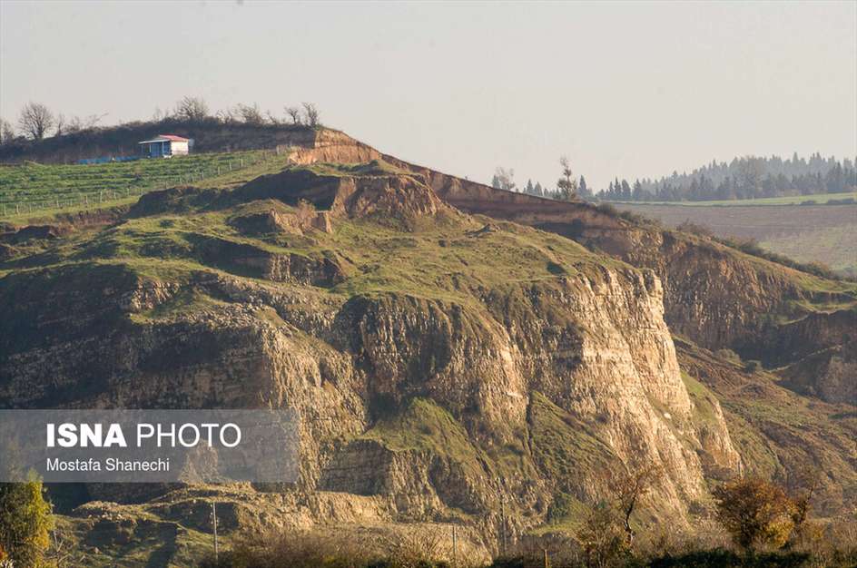 تپه‌هایی که بلعیده می‌شوند