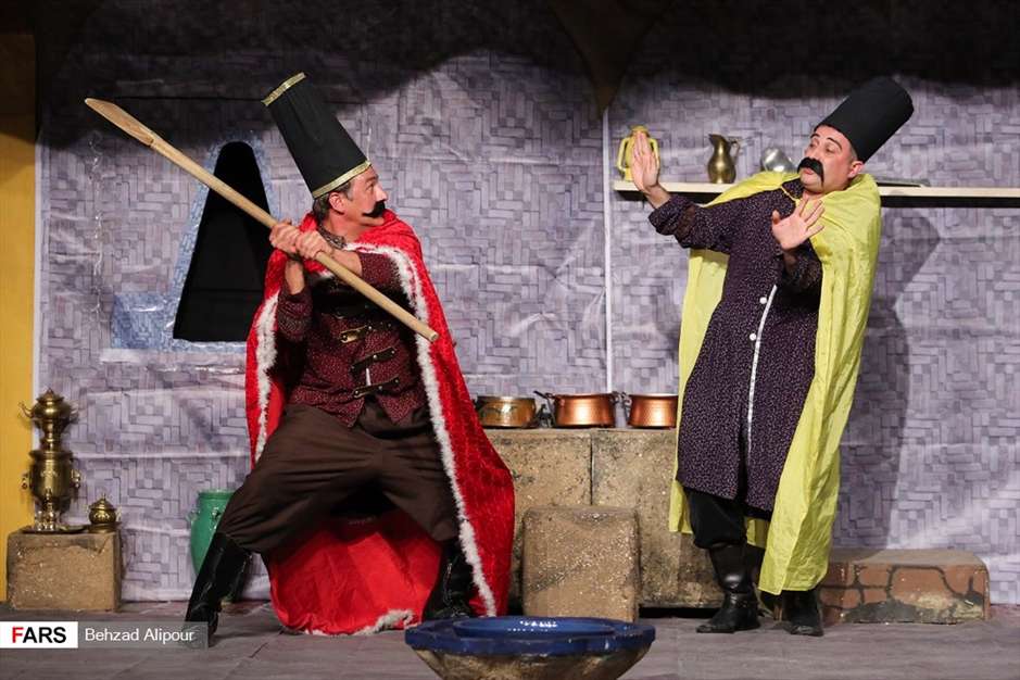 نمایش «قهوه قجری» در همدان