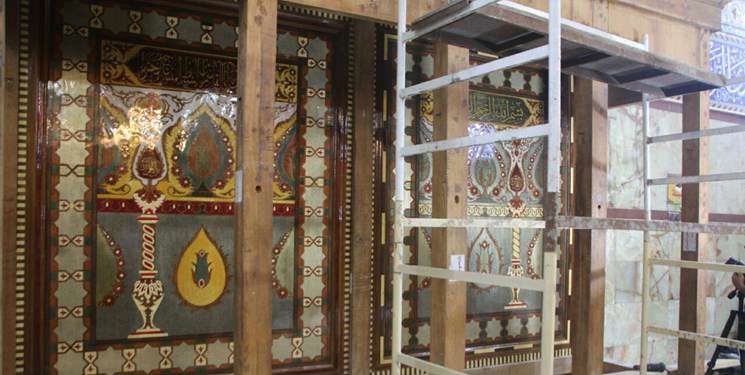 دو نیمضریح امام حسین (ع) و حضرت قاسم (ع) در کربلا رونمایی میشود دو نیمضریح امام حسین (ع) و حضرت قاسم (ع) در کربلا رونمایی میشود