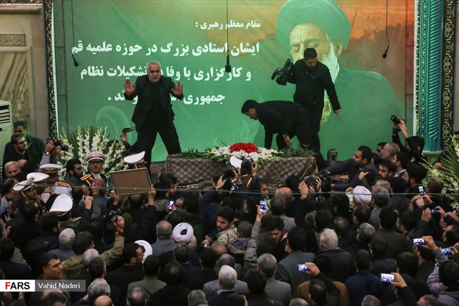 وداع با پیکر آیت‌الله هاشمی شاهرودی