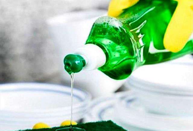 با کاربردهای مایع ظرفشویی آشنا شوید با کاربردهای مایع ظرفشویی آشنا شوید