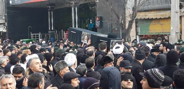آیتالله سیدحاتمی در منزل ابدی آرام گرفت آیتالله سیدحاتمی در منزل ابدی آرام گرفت