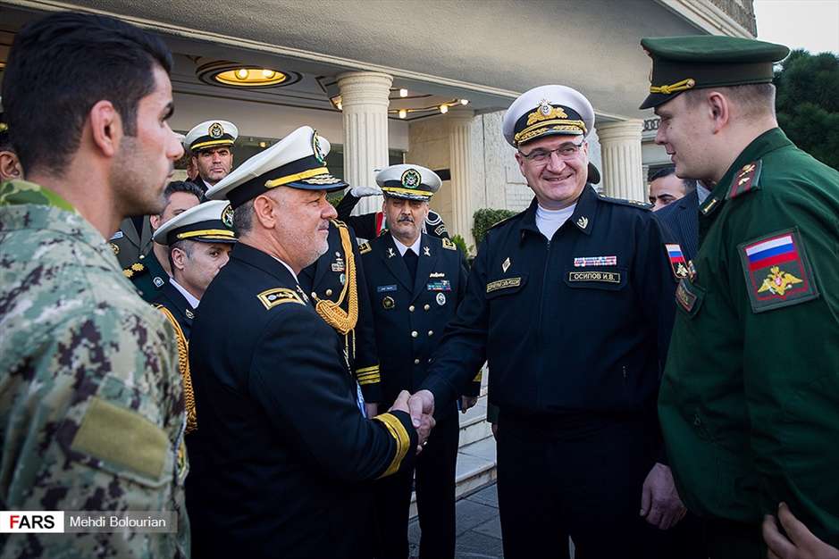 دیدارمعاون ستادکل نیروهای مسلح روسیه با فرمانده نیروی دریایی