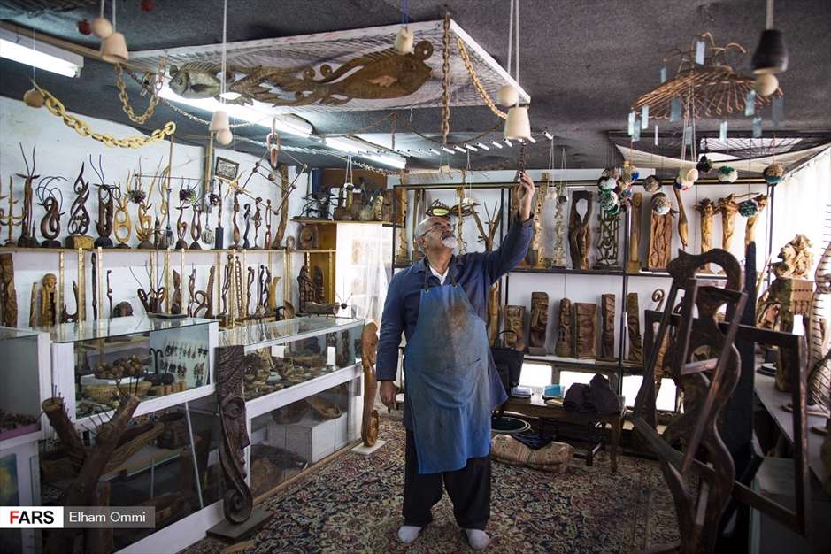 هنرنمایی بر پیکر چوب 