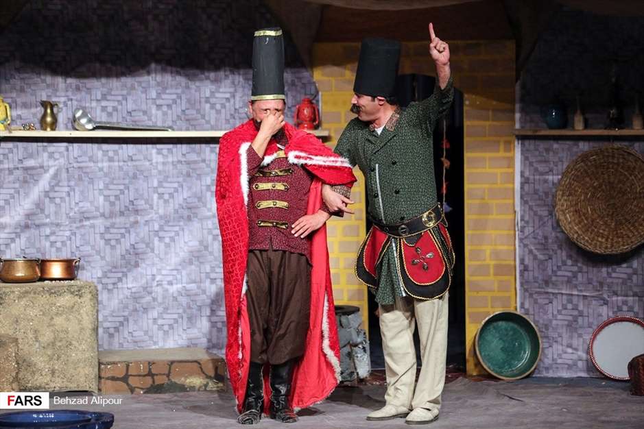 نمایش «قهوه قجری» در همدان