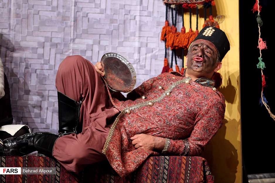 نمایش «قهوه قجری» در همدان