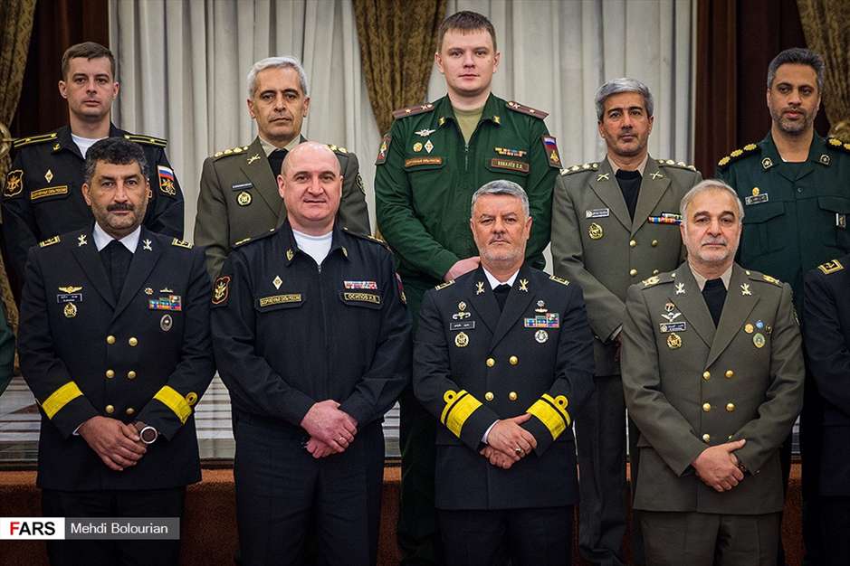 دیدارمعاون ستادکل نیروهای مسلح روسیه با فرمانده نیروی دریایی