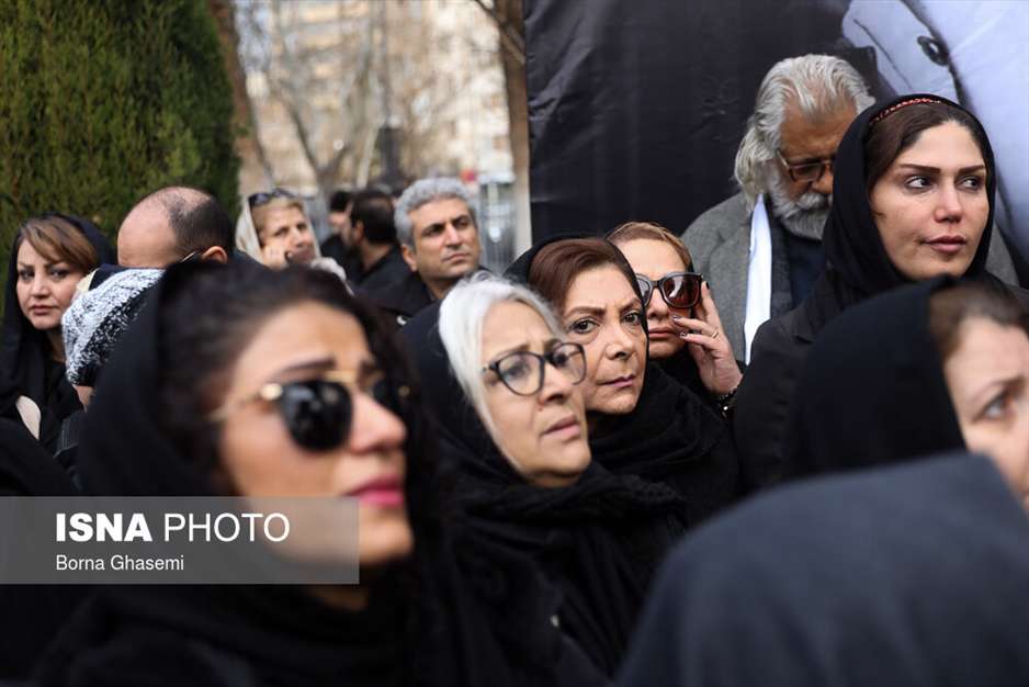 تشییع پیکر حسین محب‌اهری