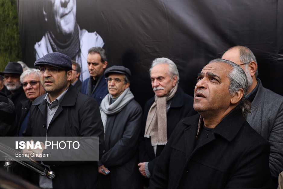 تشییع پیکر حسین محب‌اهری