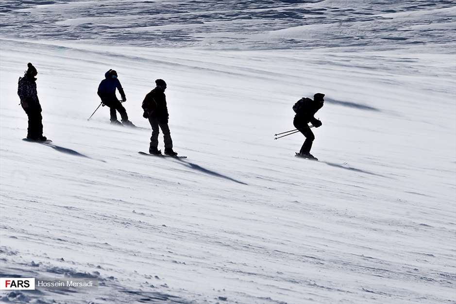 مرحله نخست رقابت‌های لیگ اسنوبرد