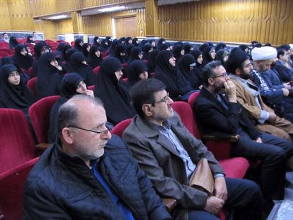 فعالیت طلاب خواهر در ۱۶۰ مدرسه دانش آموزی گیلان