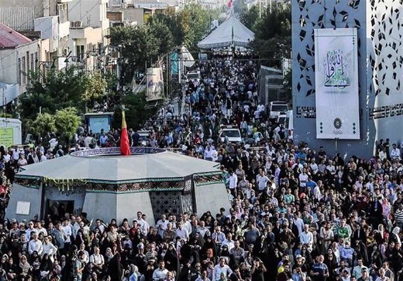 اجتماع "دختران انقلاب" در میدان امام حسین(ع) با حضور خانواده مرضیه هاشمی اجتماع "دختران انقلاب" در میدان امام حسین(ع) با حضور خانواده مرضیه هاشمی