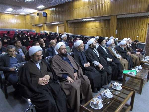 مدیر جدید حوزه علمیه خواهران گیلان معرفی شد مدیر جدید حوزه علمیه خواهران گیلان معرفی شد