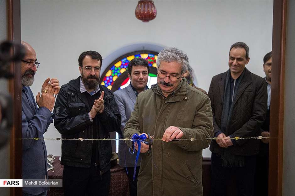 افتتاح نمایشگاه عکس و پوستر تئاتر فجر