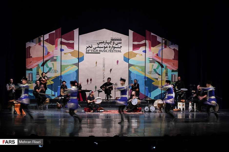 سومین شب از سی و چهارمین جشنواره موسیقی فجر