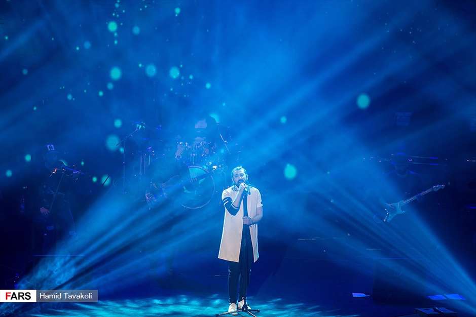 سومین شب از سی و چهارمین جشنواره موسیقی فجر