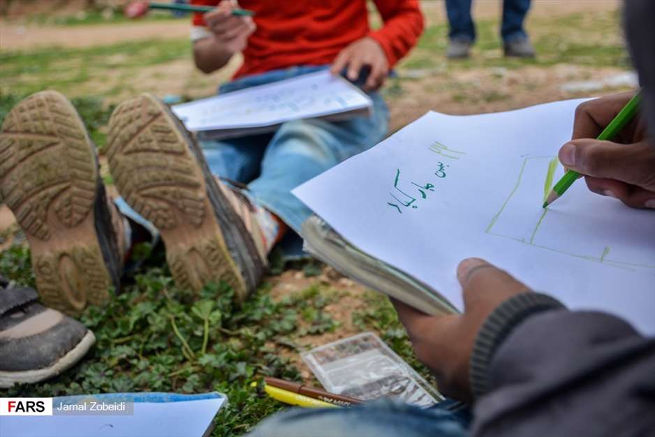 کودکانه های انقلاب