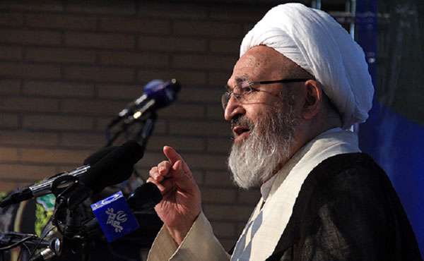 مسئولان بیان احکام شرعی را به حوزه بسپارند مسئولان بیان احکام شرعی را به حوزه بسپارند