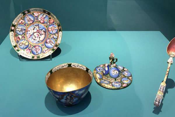 نمایش آثار تاریخی ایران در اسپانیا منوط به عمل متقابل شد نمایش آثار تاریخی ایران در اسپانیا منوط به عمل متقابل شد