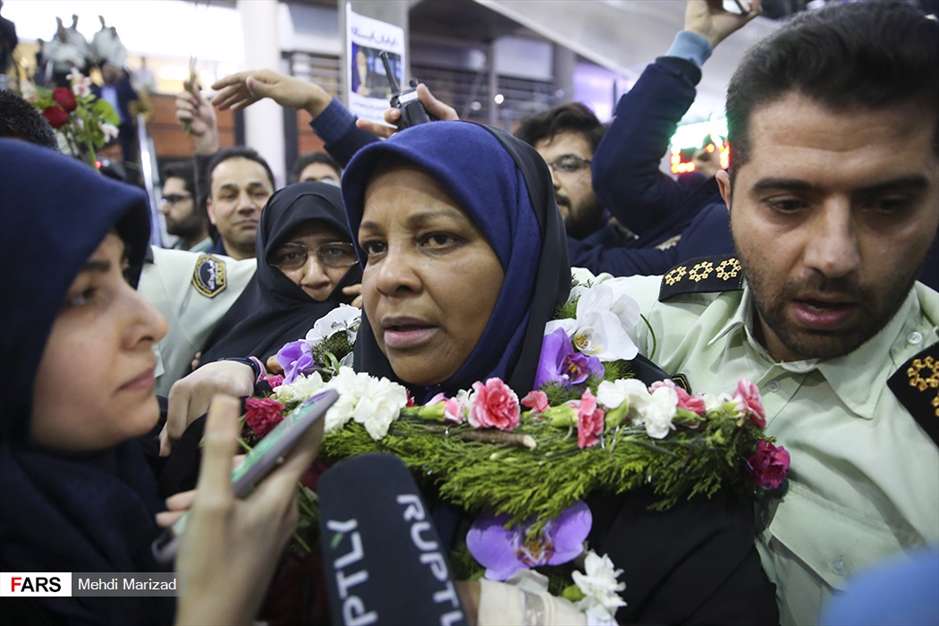 ورود خبرنگار «پرس تی وی»به ایران 