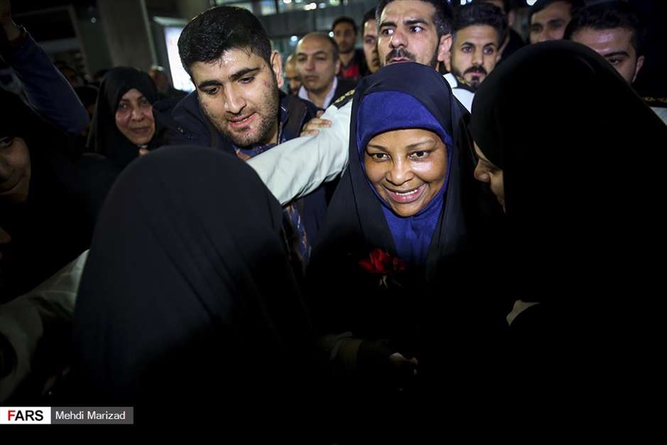 ورود خبرنگار «پرس تی وی»به ایران 