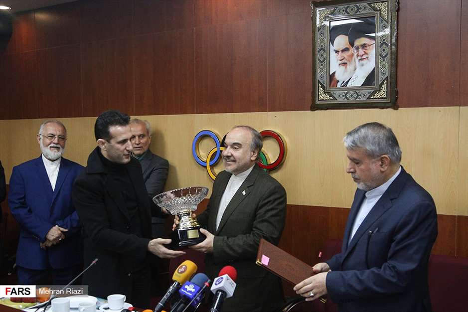 اهدای مدال‌های قهرمانان به موزه ورزش 