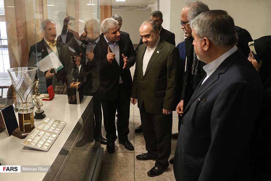 اهدای مدال‌های قهرمانان به موزه ورزش 