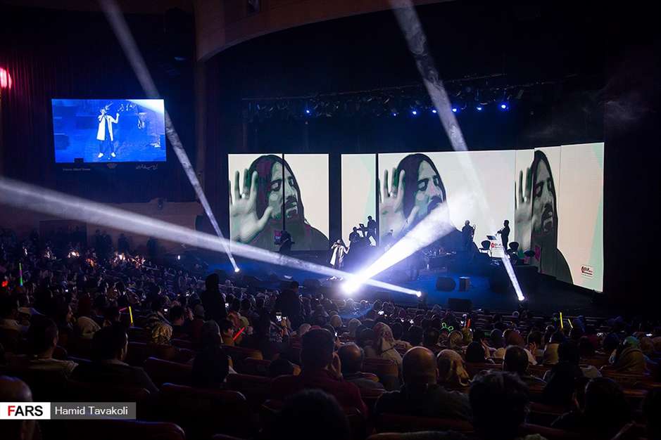 سومین شب از سی و چهارمین جشنواره موسیقی فجر