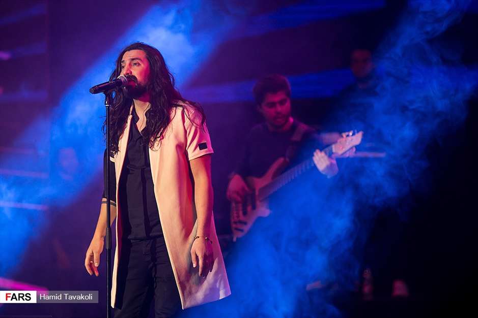 سومین شب از سی و چهارمین جشنواره موسیقی فجر