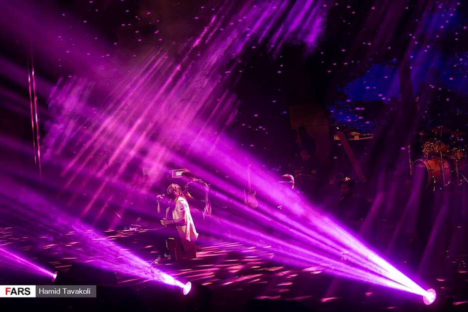 سومین شب از سی و چهارمین جشنواره موسیقی فجر