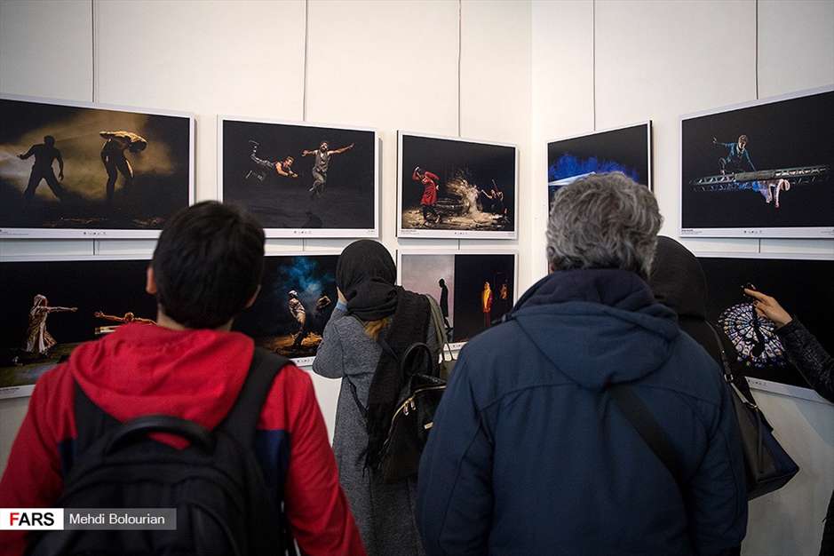 افتتاح نمایشگاه عکس و پوستر تئاتر فجر