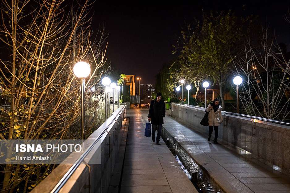 شب‌های کتابخانه ملی