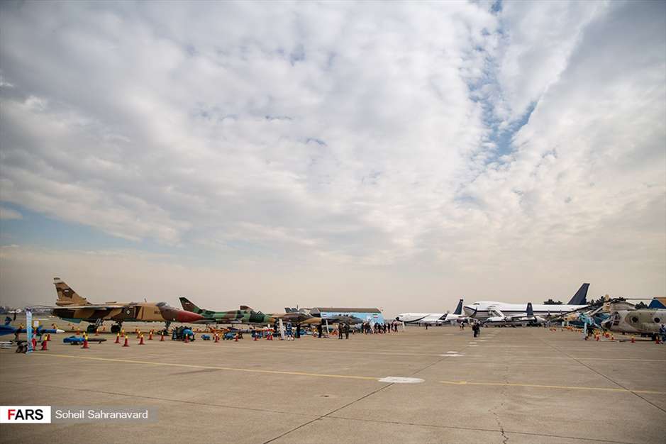 نمایش هوایی نیروهای مسلح