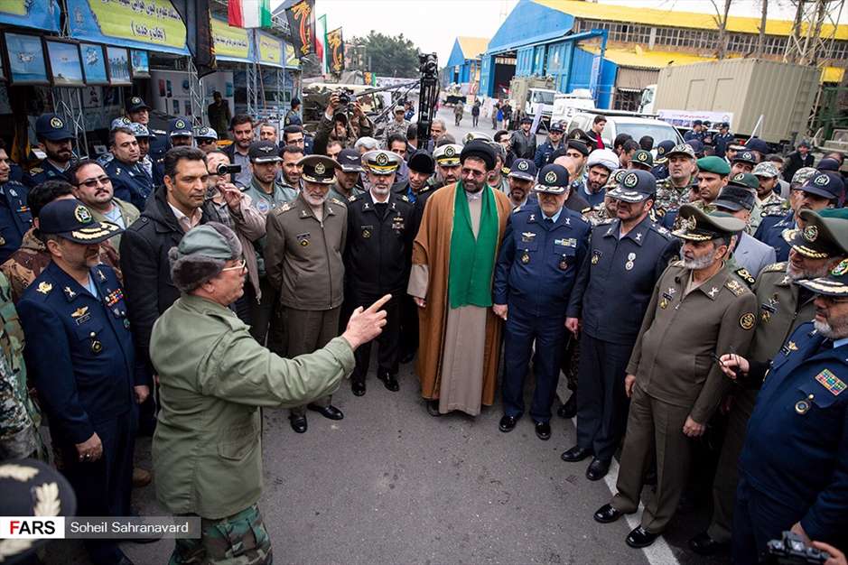 نمایش هوایی نیروهای مسلح