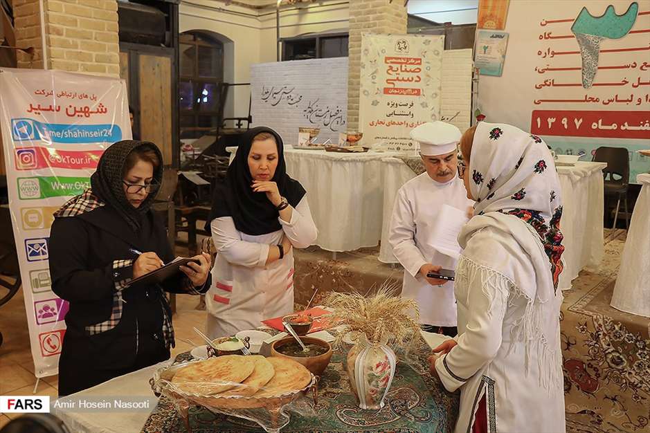 جشنواره طبخ کله جوش در زنجان