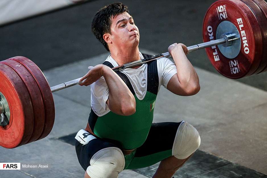 رقابت های وزنه برداری جام فجر