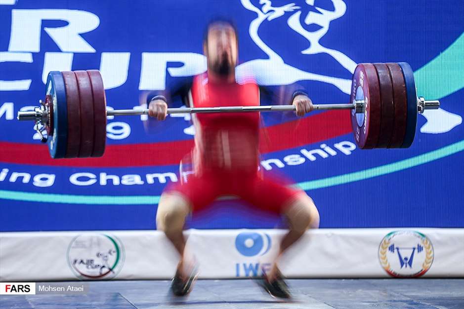رقابت های وزنه برداری جام فجر